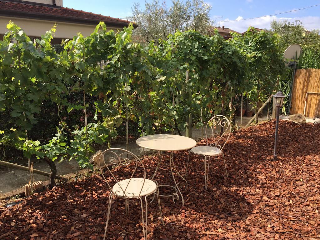 Il Casale Del Giglio Bed & Breakfast Santo Stefano di Magra Ngoại thất bức ảnh