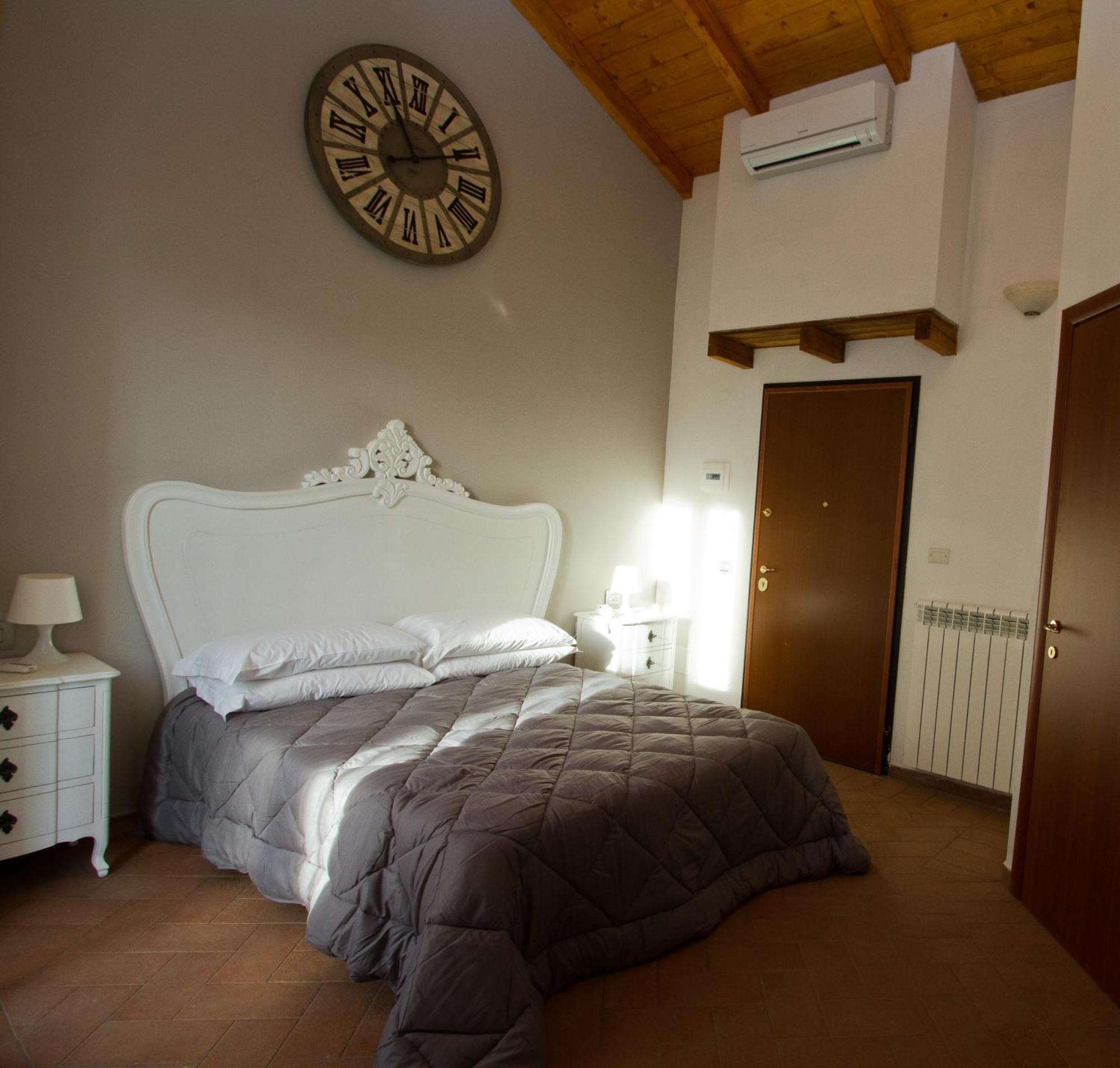 Il Casale Del Giglio Bed & Breakfast Santo Stefano di Magra Ngoại thất bức ảnh